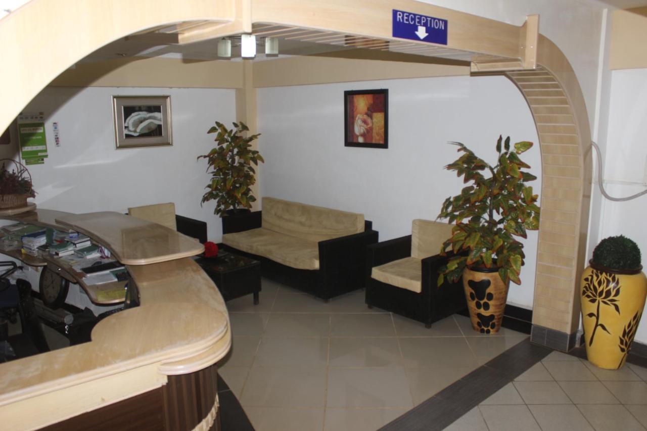 Meru Paramount Екстер'єр фото