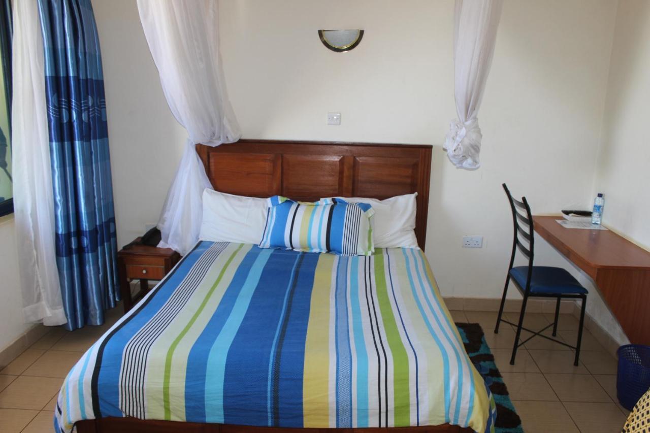 Meru Paramount Екстер'єр фото